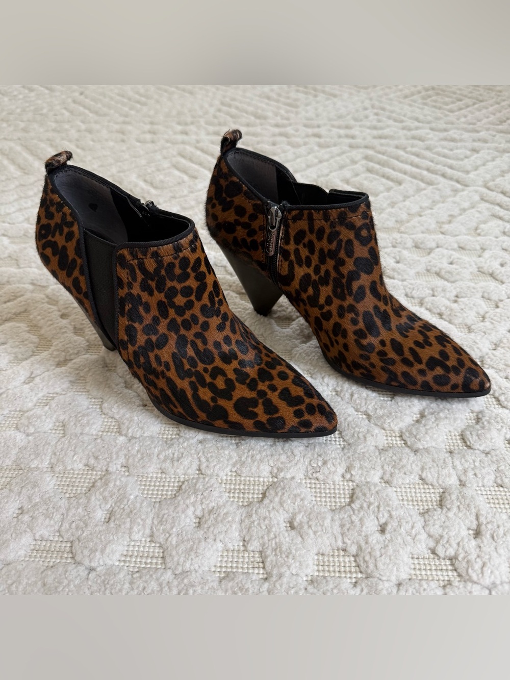 Sarto Franco Sarto Leopard Haircalf Booties 7.5 Pointed Toe Cow Hair Heels